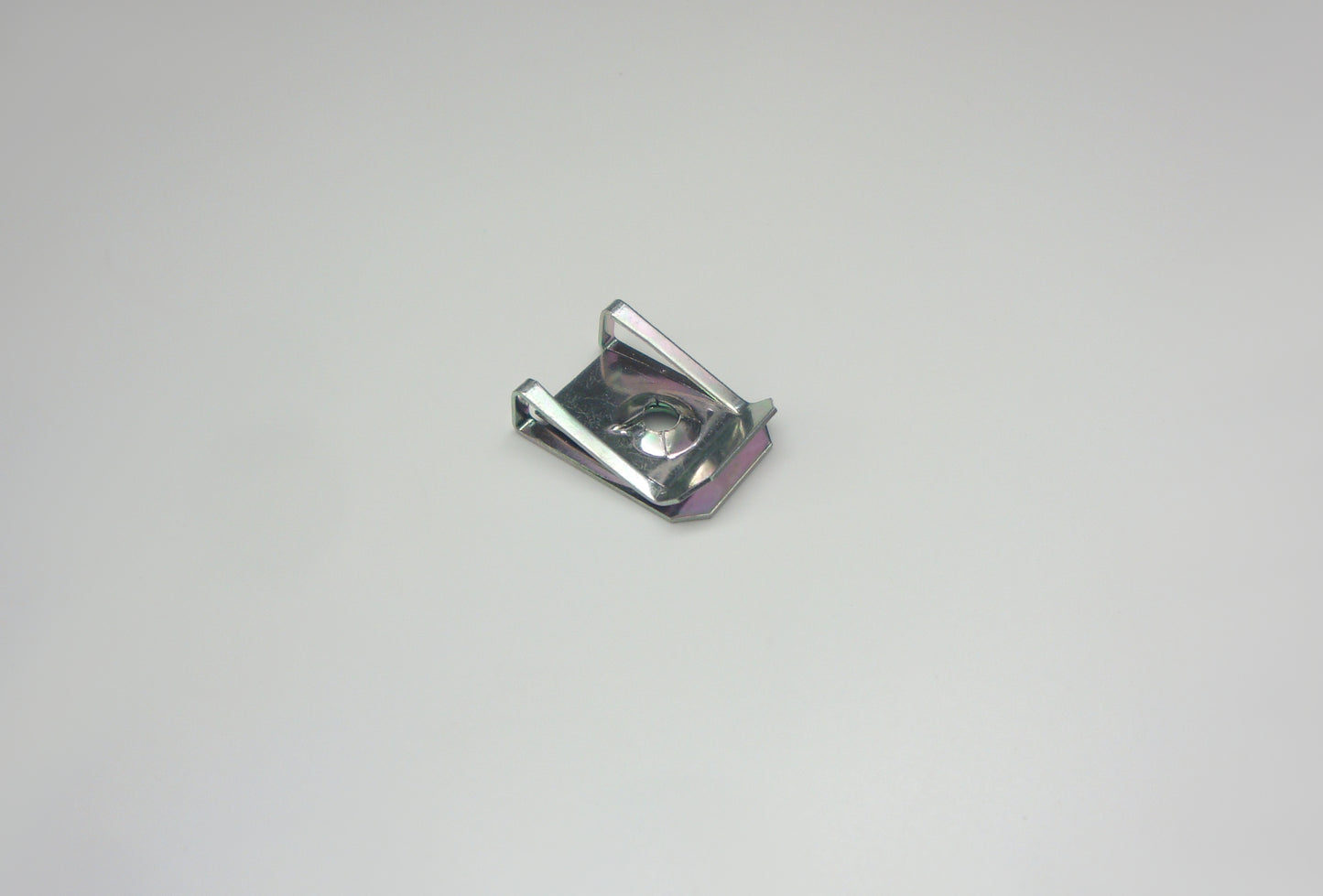 Blechmuttern 4,2 mm ( gelb verzinkt / verzinkt)