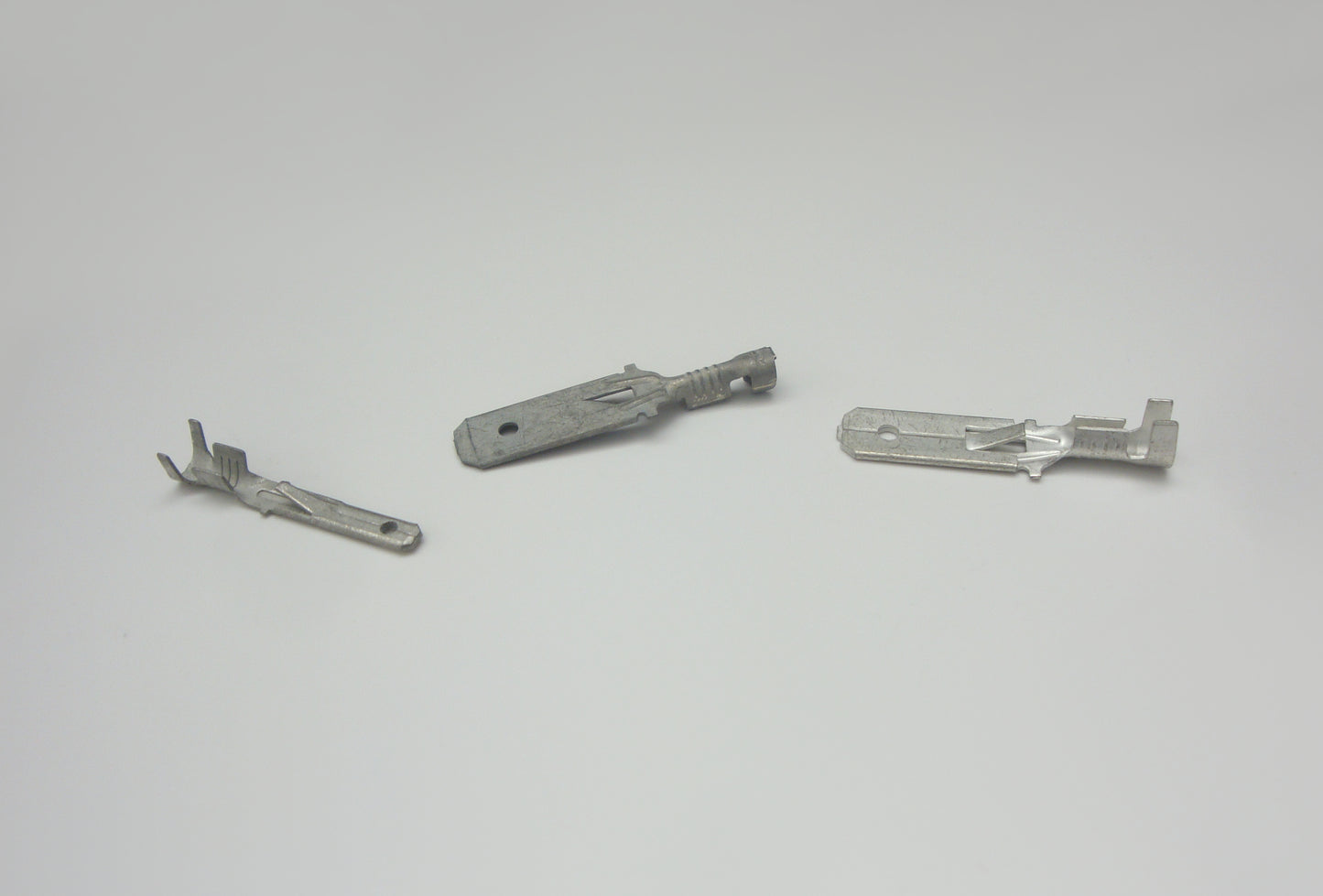 Flachstecker mit Rastzunge , unisoliert