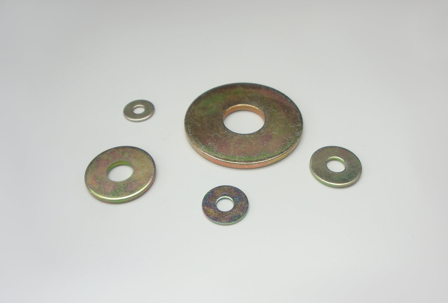 Unterlegscheiben großer Durchmesser , gelb verzinkt (DIN 9021)